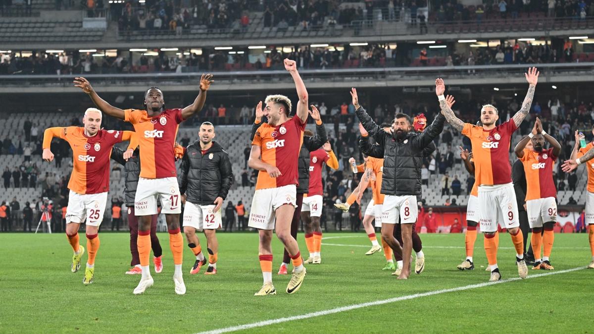 Galatasaray Vites D Rmeden Yoluna Devam Ediyor