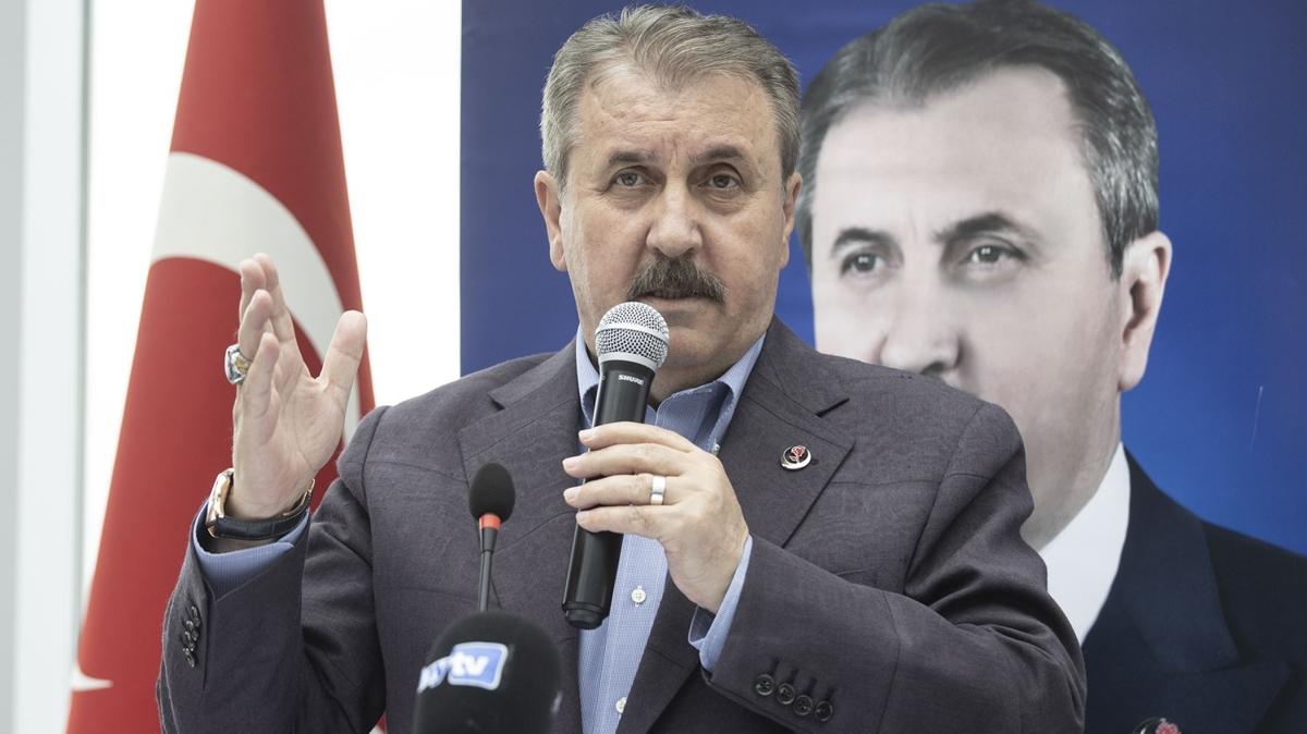 BBP Genel Bakan Destici: Bu seim 'Tam bamsz Trkiye' diyenlerle mandac zihniyeti kabul edenlerin seimidir