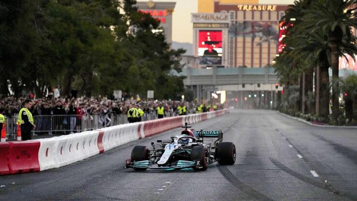 Las Vegas, 1982'den beri ilk kez Formula 1'e ev sahiplii yapacak 