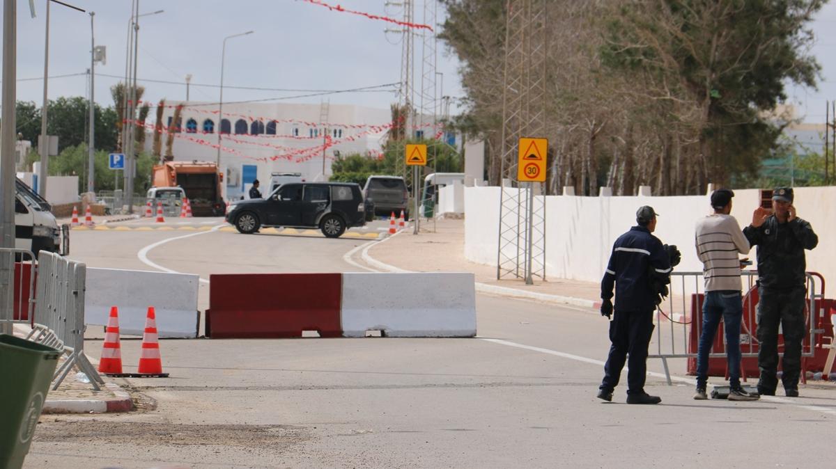 Tunus Cumhurbakan'ndan Cerbe Adas'ndaki saldr hakknda aklama