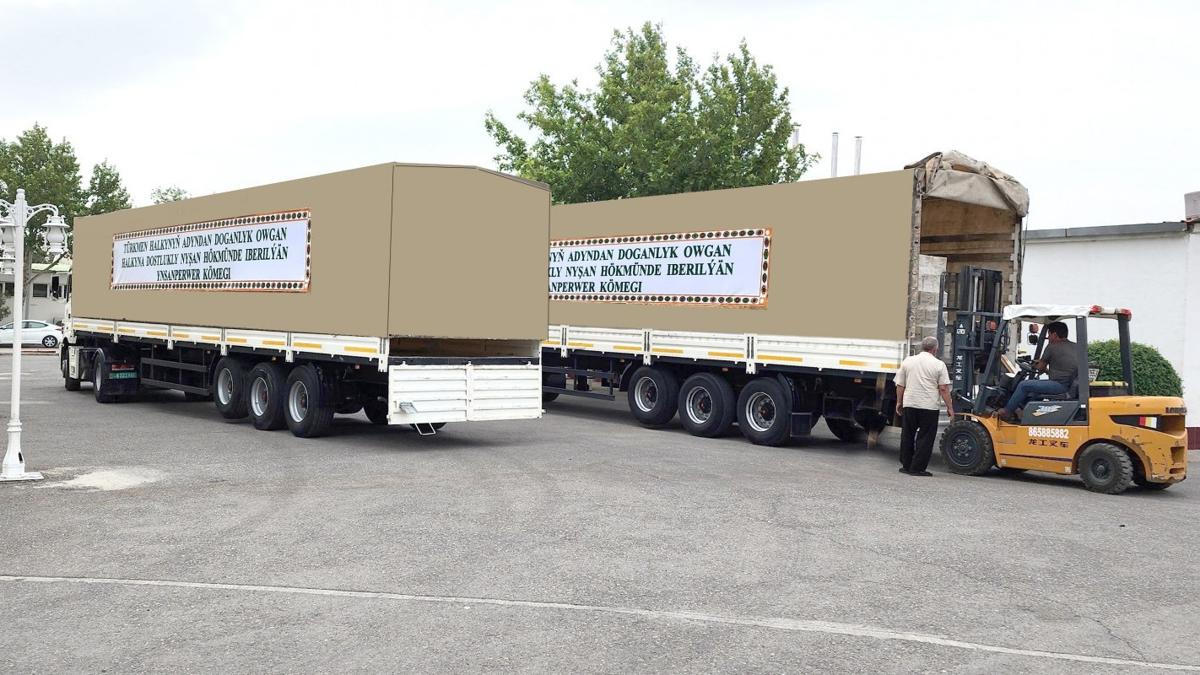 Trkmenistan'dan Afganistan'a 125 tona yakn yardm