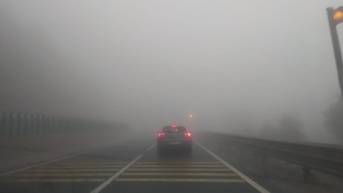 Bolu Da'nda sis nedeniyle gr mesafesi 20 metreye kadar dt