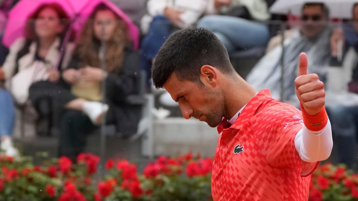 Djokovic, Roma'ya eyrek finalde veda etti