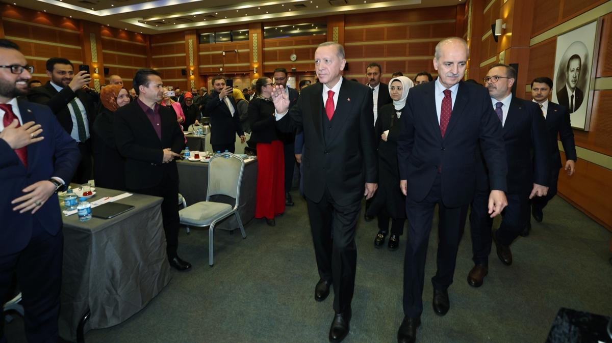 Cumhurbakan Erdoan, AK Parti'nin ''stiare Toplants''na katld