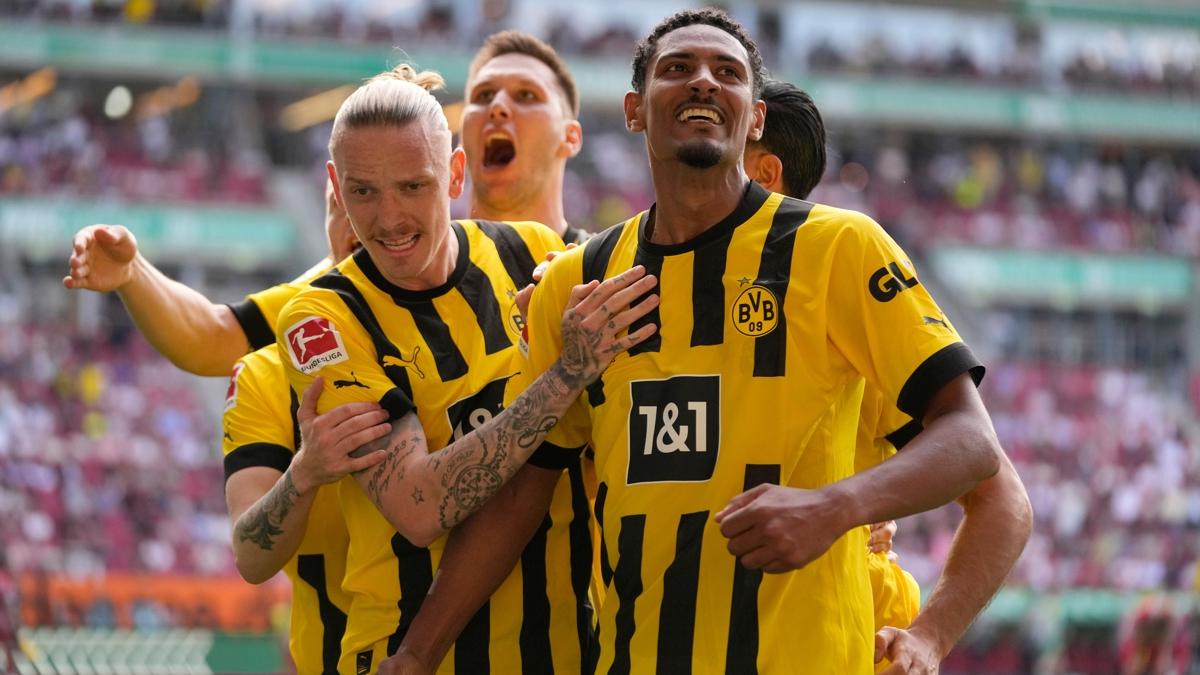 Borussia Dortmund ampiyonluk inadn srdryor!
