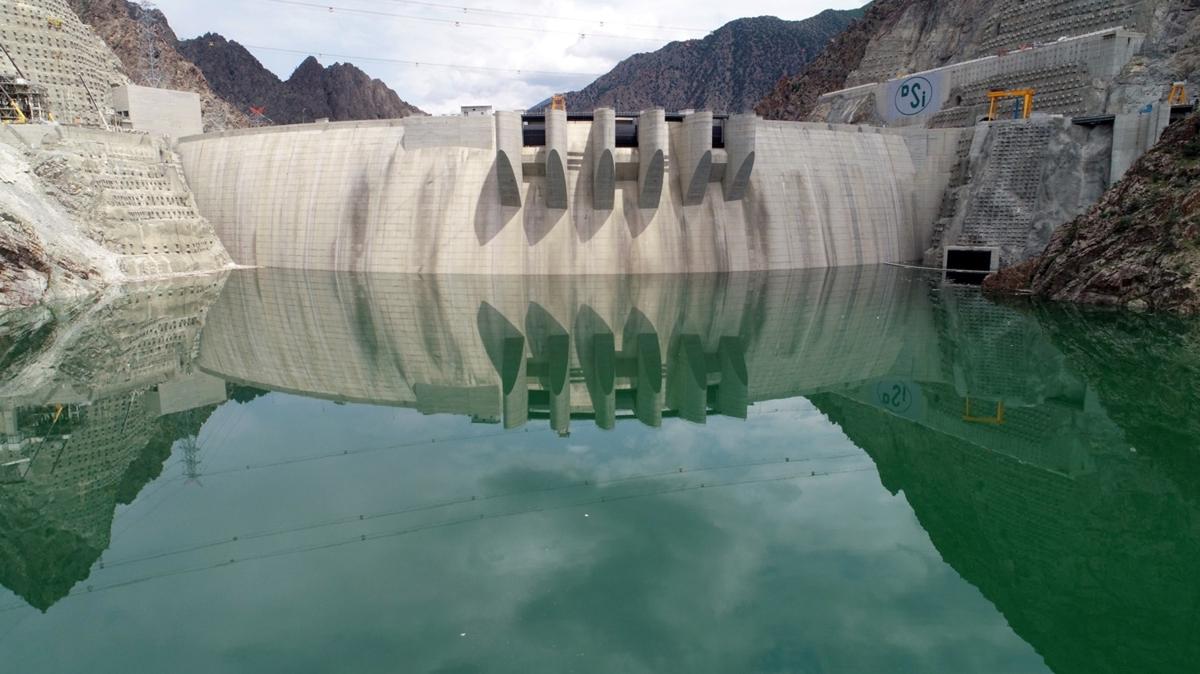 Yusufeli Baraj'nda su ykseklii 145 metreye kadar kt