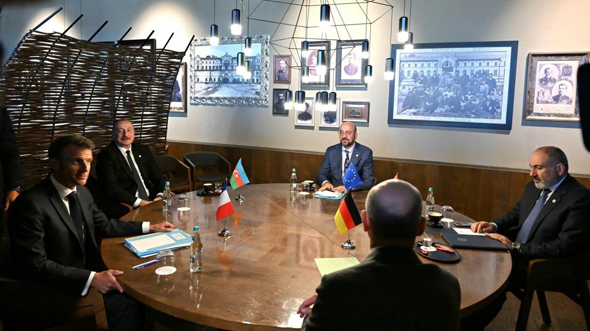 Azerbaycan, Ermenistan, AB, Almanya ve Fransa liderleri bir araya geldi 