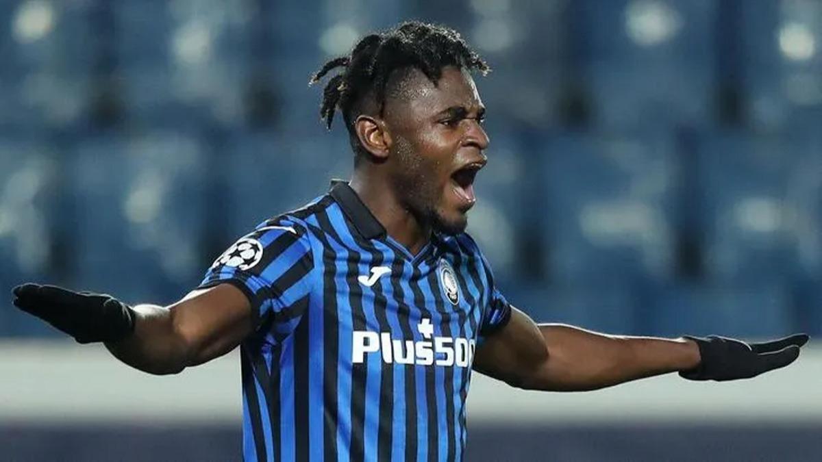 Galatasaray'da gndem Duvan Zapata