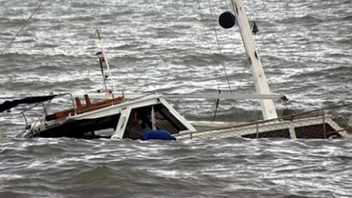 Alabora olan gmen teknesinde 100 ocuk olduu iddia edildi 