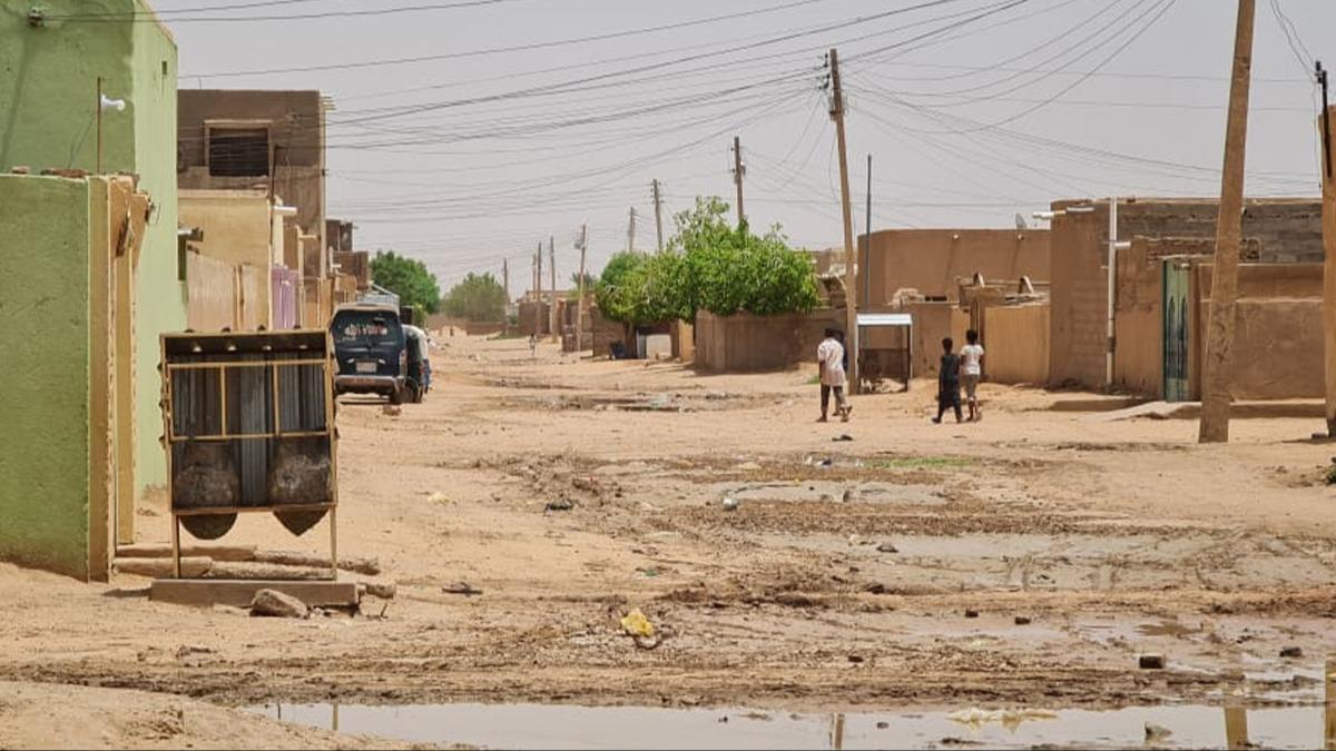 Sudan'da taraflar 72 saatlik atekesi kabul ettiklerini aklad