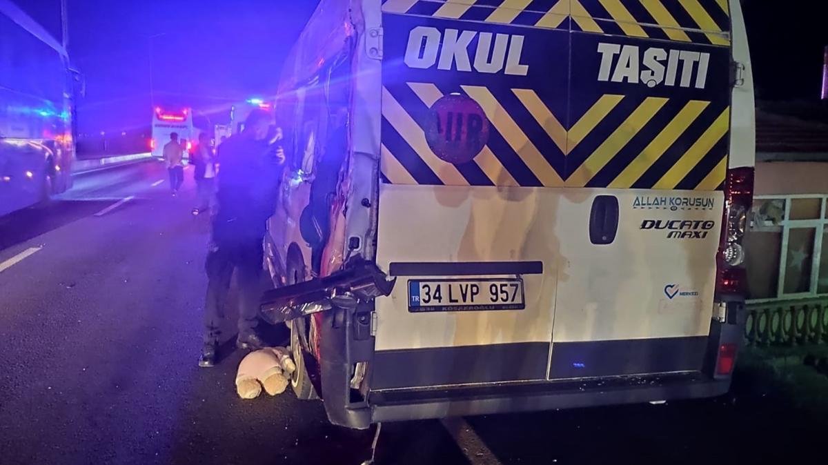 Kayseri'de feci kaza! 3 kii ld, 16 kii yaraland