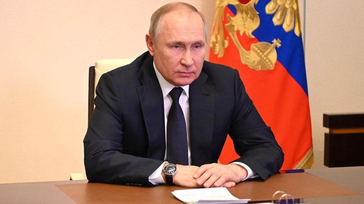 Kremlin: syana karlk vermek iin alnan nlemler Putin'e sunuldu