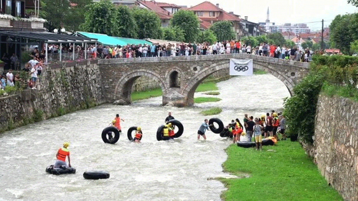 Kosova'da tekerlekli rafting