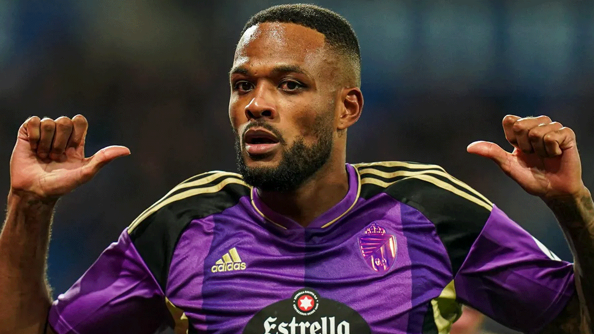 Real Valladolid, Cyle Larin'in bonservisini ald