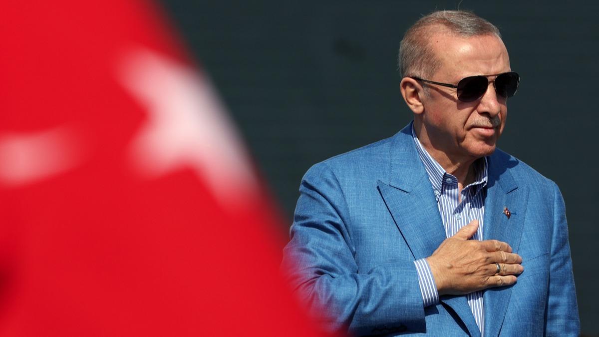 Cumhurbakan Erdoan liderlerle bayramlat 