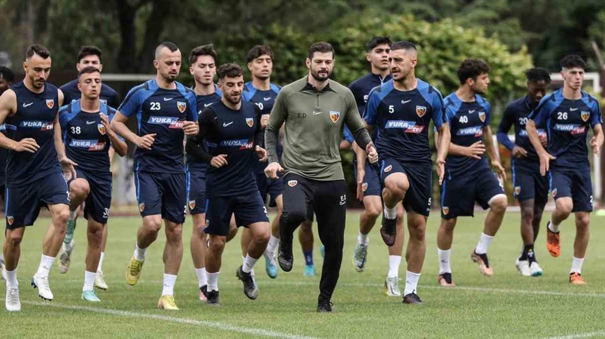Kayserispor yeni sezon iin topba yapacak