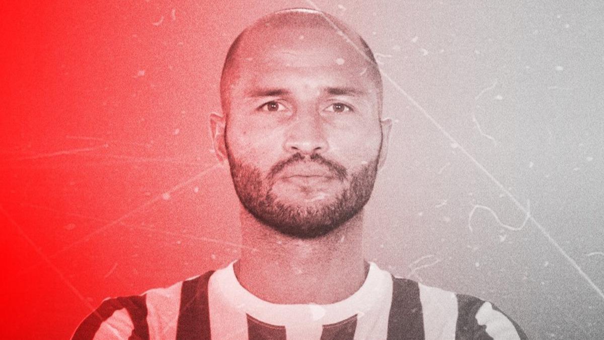 Antalyaspor ile Kudriashov yollarn ayrd