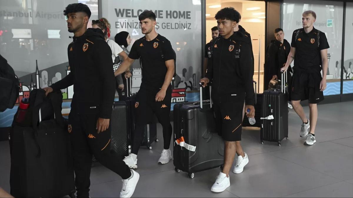 Hull City, stanbul'a geldi