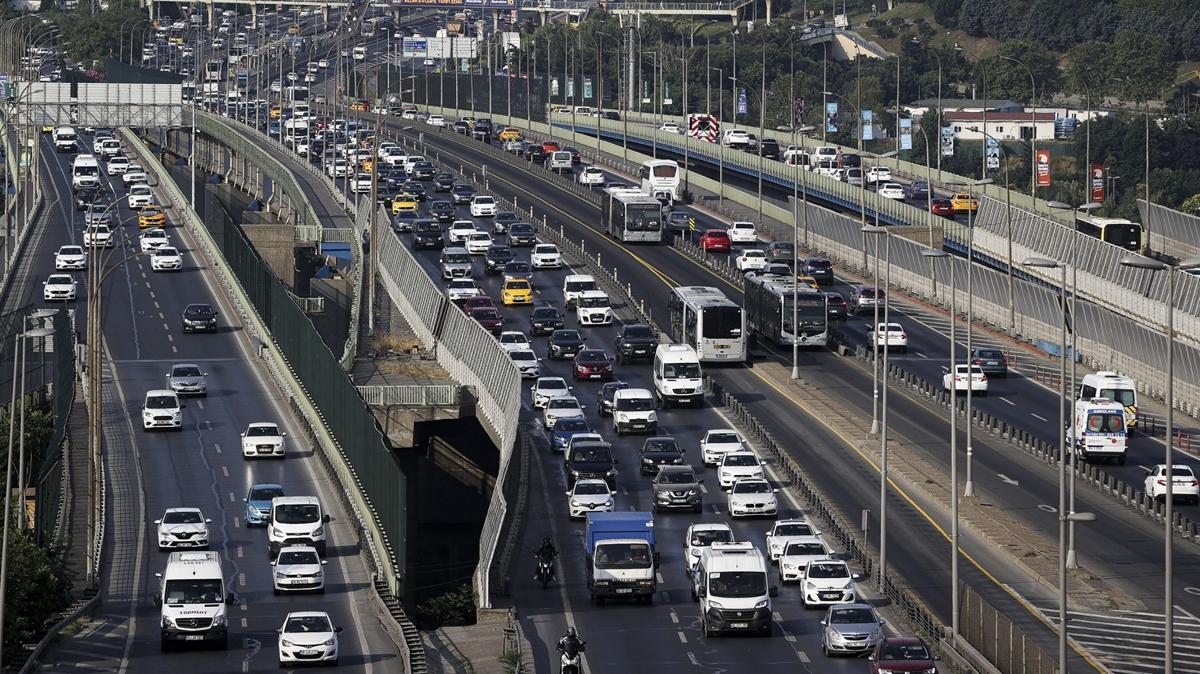 stanbul'da trafik younluu