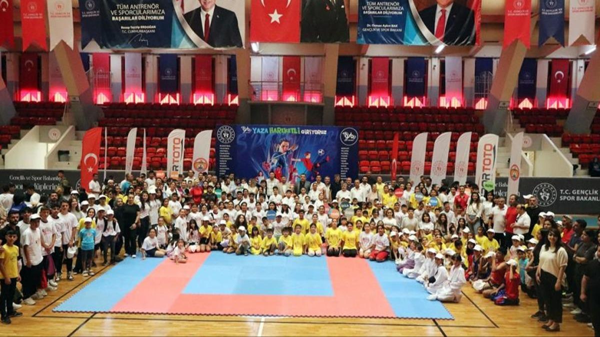 Adana, Mersin ve Osmaniye'de engelsiz spor okullarnn al yapld