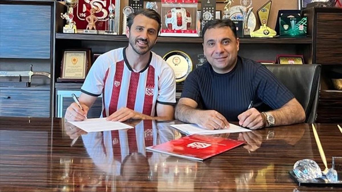 Caner Osmanpaa, Demir Grup Sivasspor ile szleme uzatt