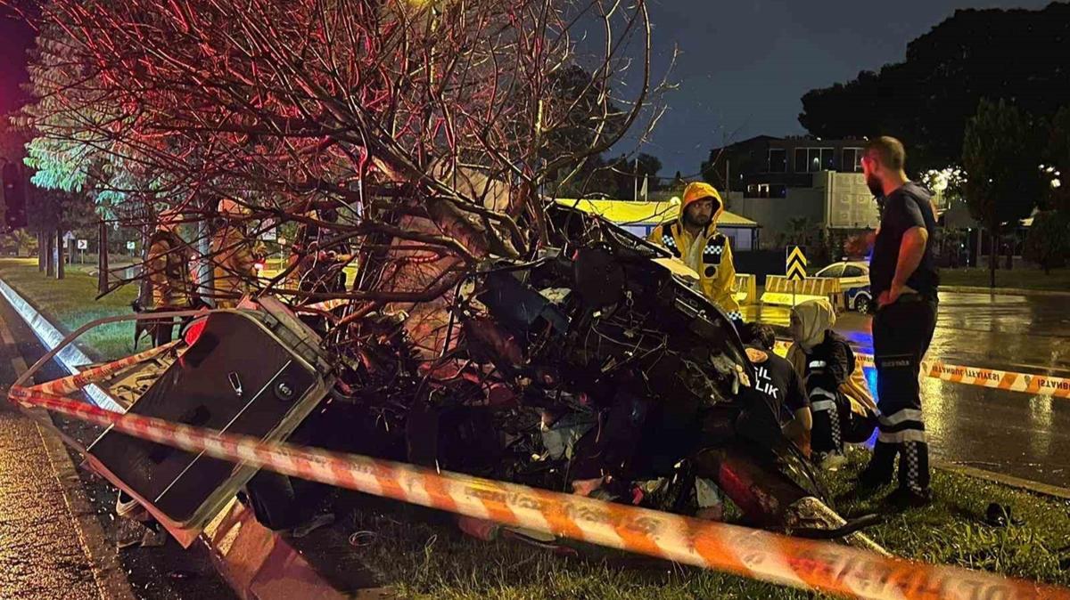 Kartal Sahil Yolu'nda feci kaza: 1 l