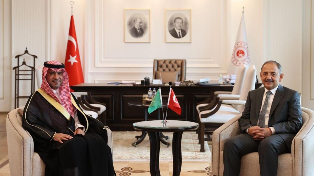 Bakan zhaseki, Suudi Arabistanl Bakan Al Hogail ile grt 