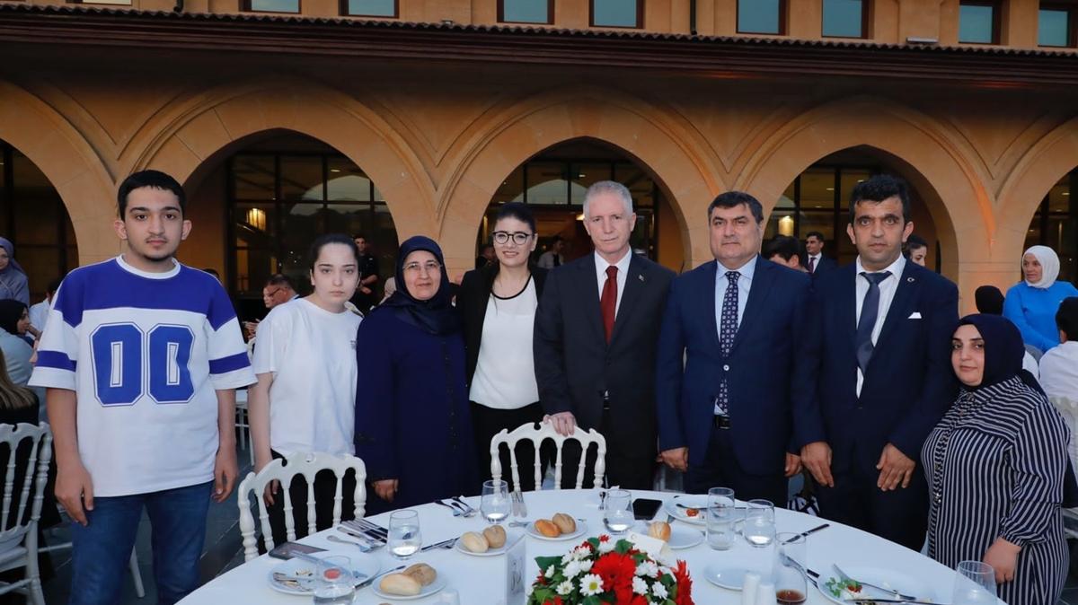 stanbul Valisi Gl, 15 Temmuz gazileri ve ehit aileleriyle bulutu