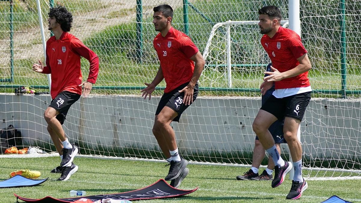 Pendikspor'da yeni sezon mesaisi sryor