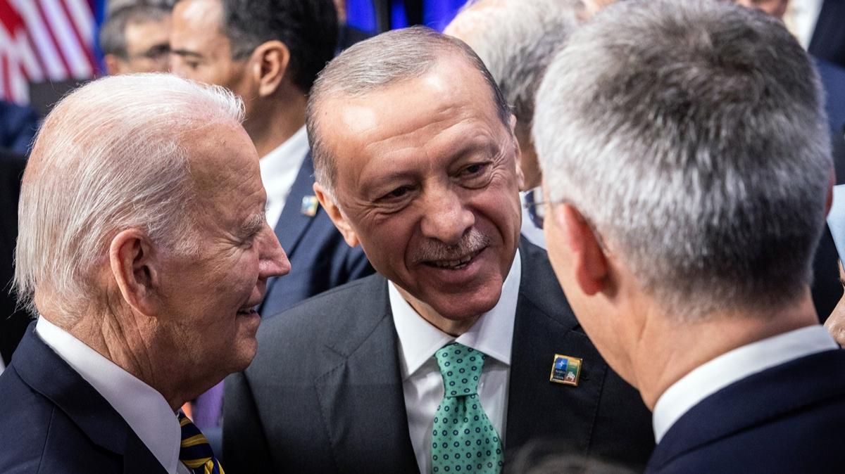 Cumhurbakan Erdoan, NATO Zirvesi'nde youn diplomasi trafii yrtt