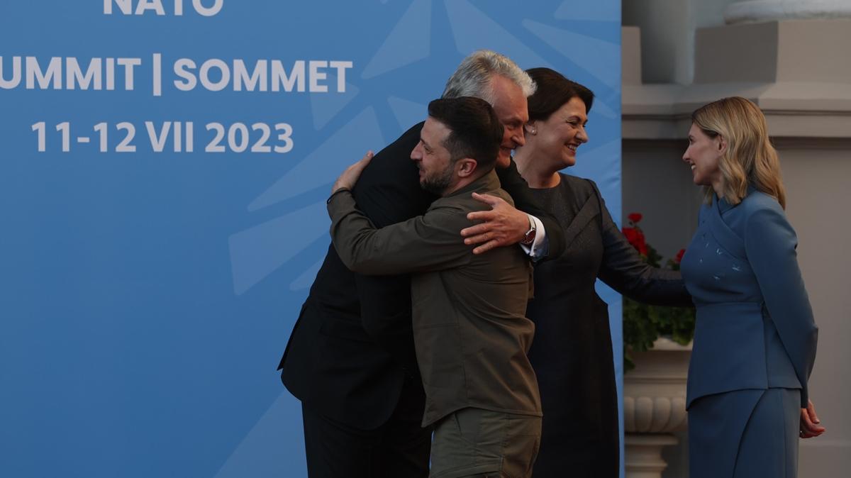Zelenskiy NATO'dan Ukrayna'ya gvenlik garantileri verilmesini isteyecek