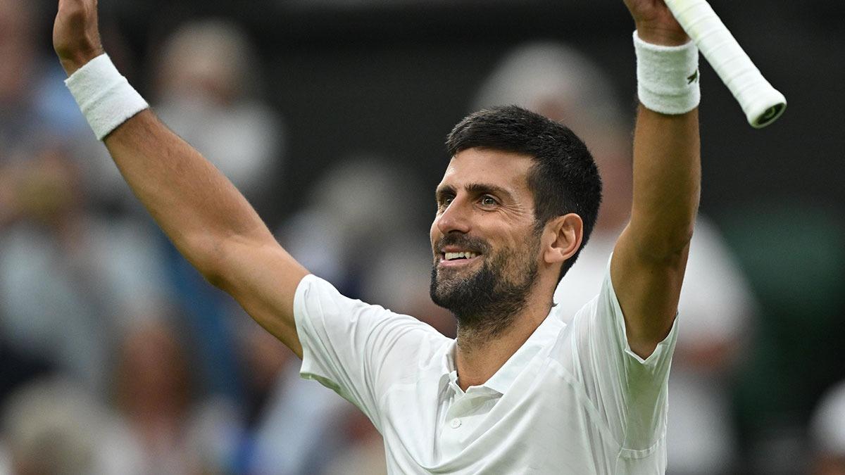Novak Djokovic, Wimbledon'da finale ykseldi
