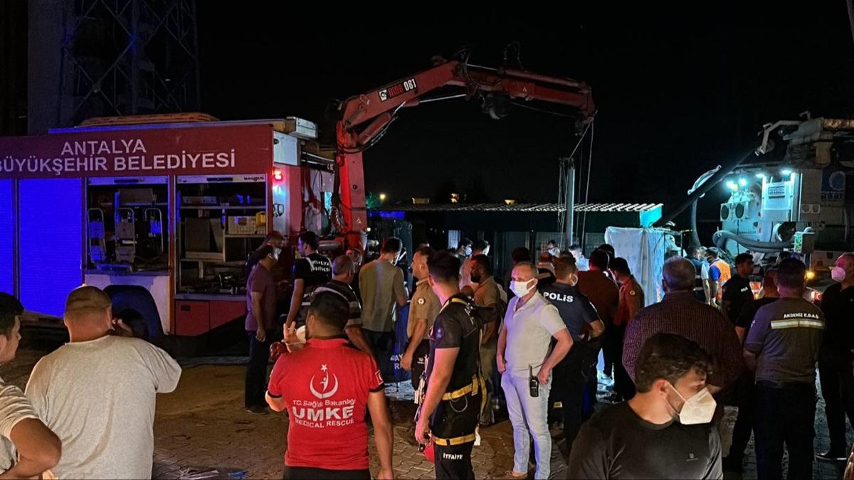 Atk su terfi istasyonunda feci kaza! 3 kii hayatn kaybetti 