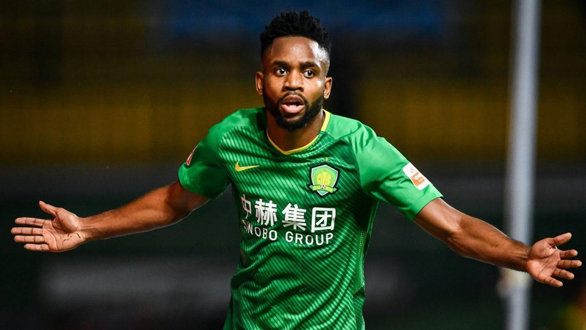 2 yllk imza! Galatasaray'n yeni golcs Bakambu 