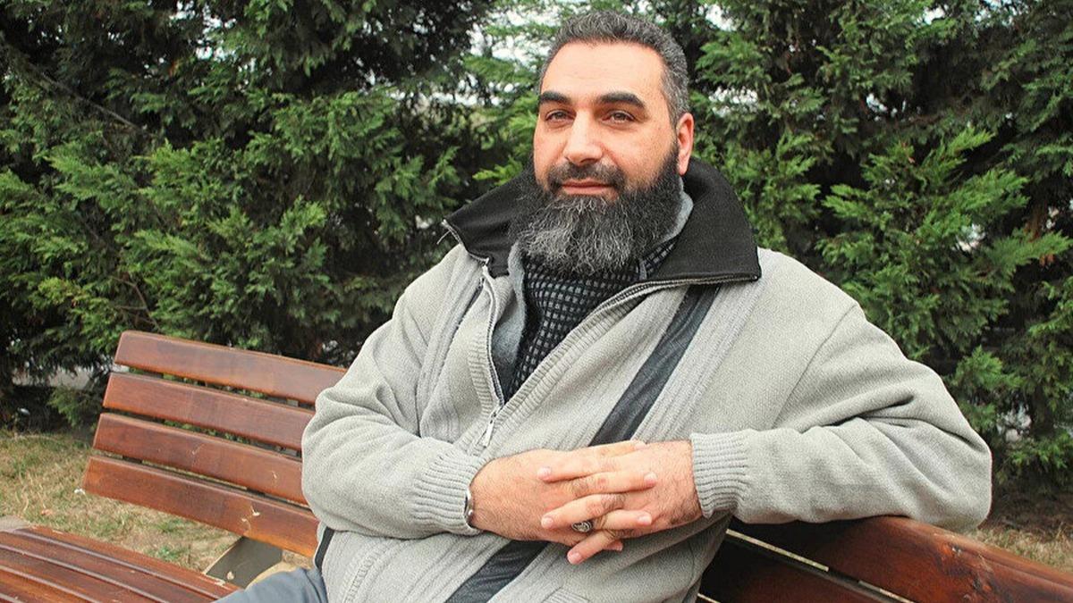 Mslman olan Yunan yazar, Yunanistan'n Trk dmanln gzler nne serdi