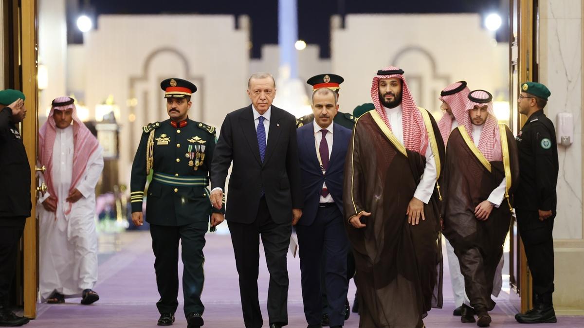 Suudi Veliaht, Cumhurbakan Erdoan' resmi trenle karlad