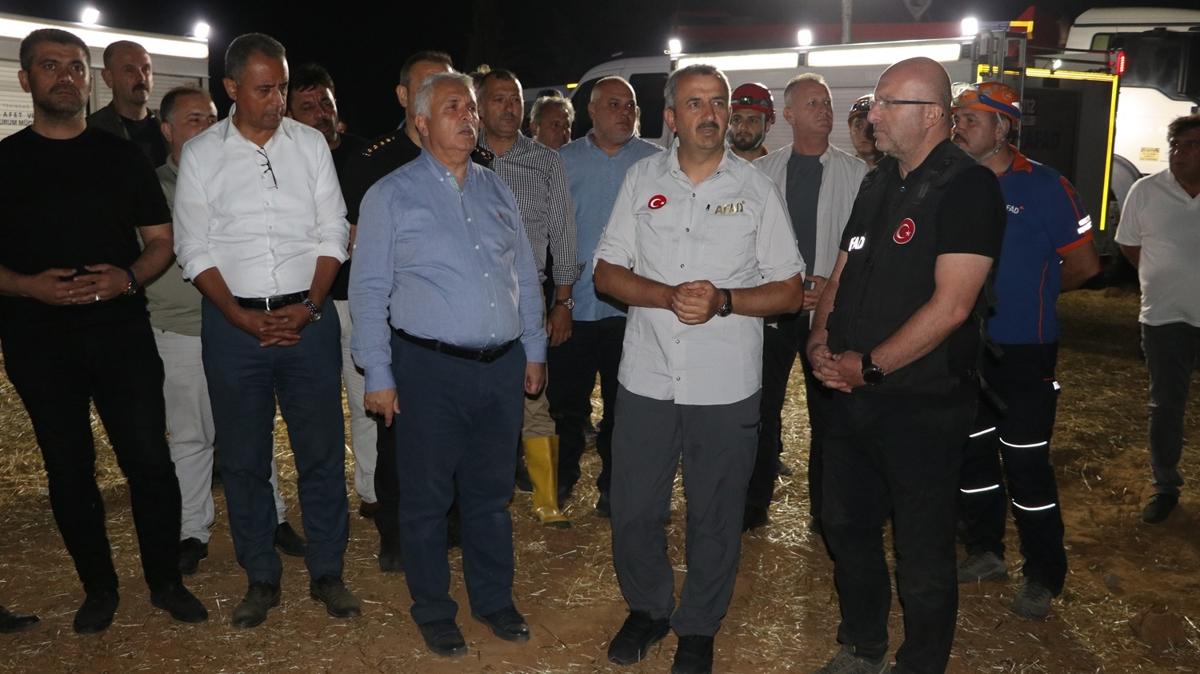 AFAD Bakan Sezer son durumu aktard: Yangn enerjisini kaybetmi durumda