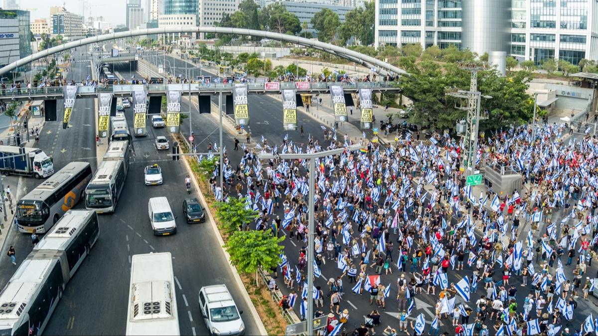 srail'de hkmetin yarg dzenlemesine kar protestolar devam ediyor