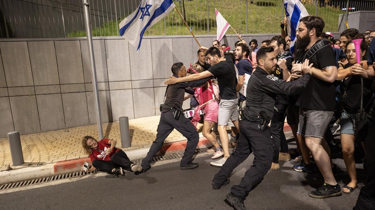 srail polisi Netanyahu hkmeti kart protestolara mdahale etti 