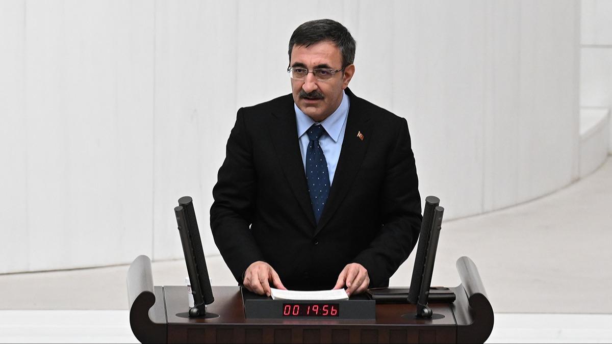 Cumhurbakan Yardmcs Ylmaz: Yl sonuna kadar ek vergi art yaplmayacak