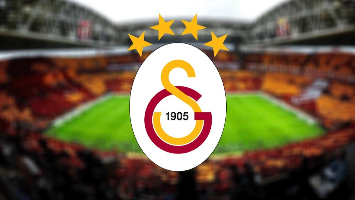 Galatasaray'dan yeni transferler iin imza treni