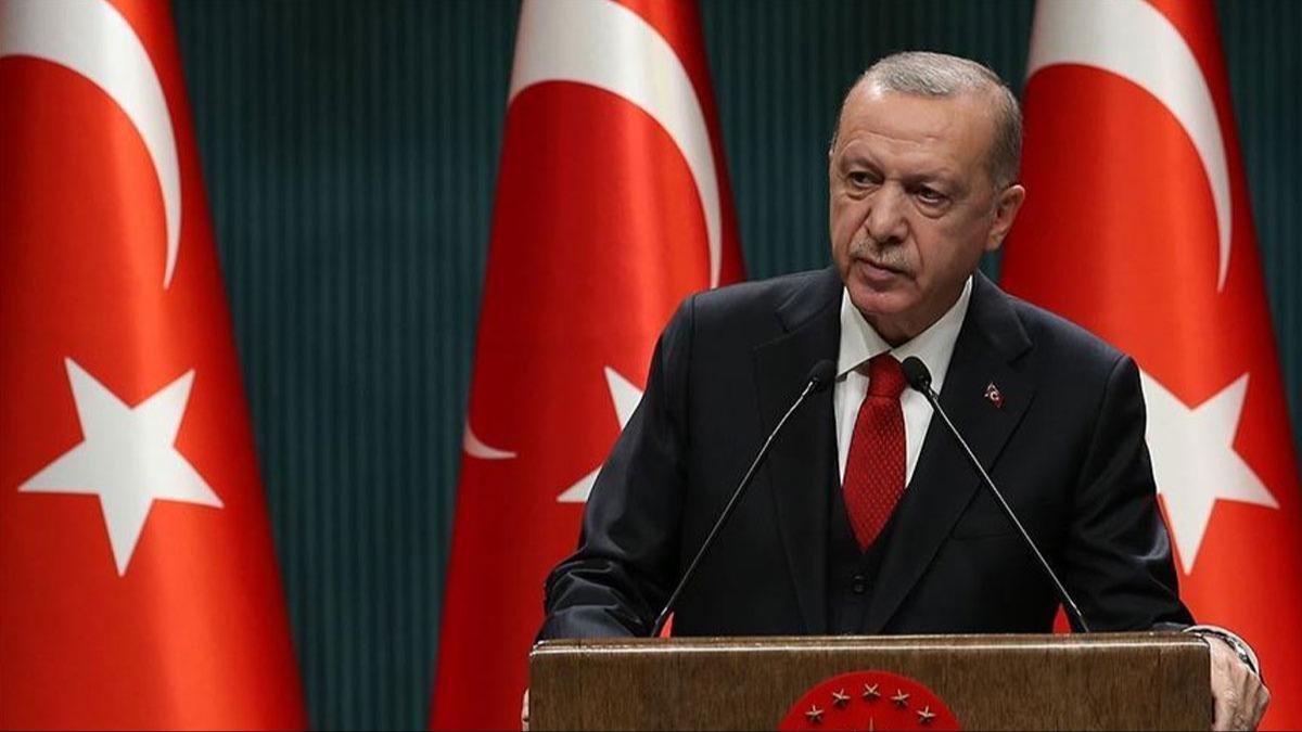 Cumhurbakan Erdoan: A Milli Erkek Voleybol Takmmz yrekten tebrik ediyorum