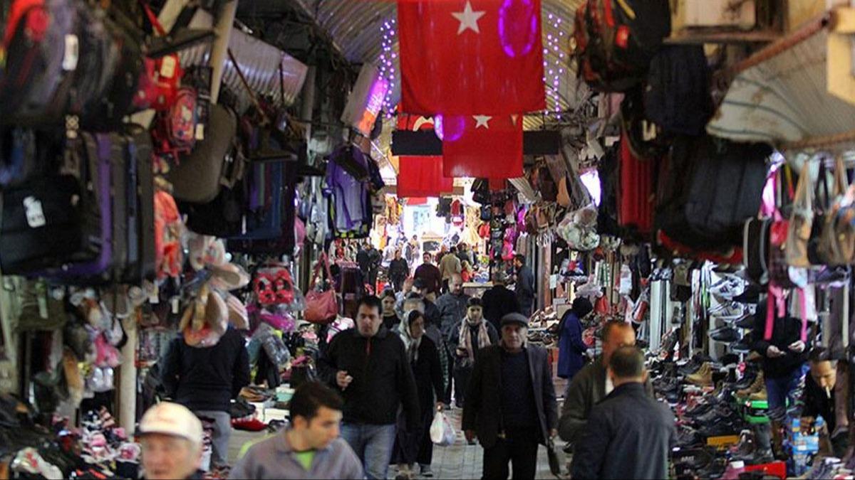 Depremin ardndan Antakya'daki tarihi Uzun ar eski haline dnyor