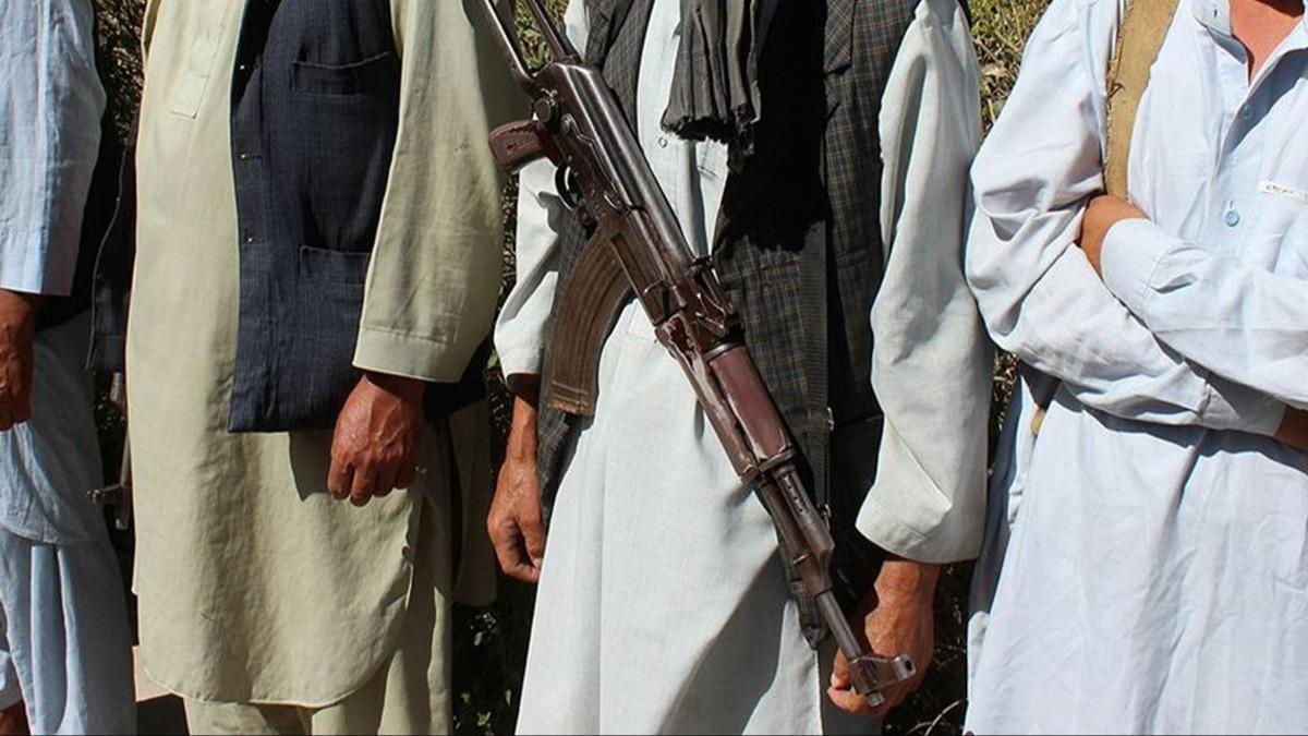 Taliban 216 yardm kuruluunun faaliyetlerini durdurdu