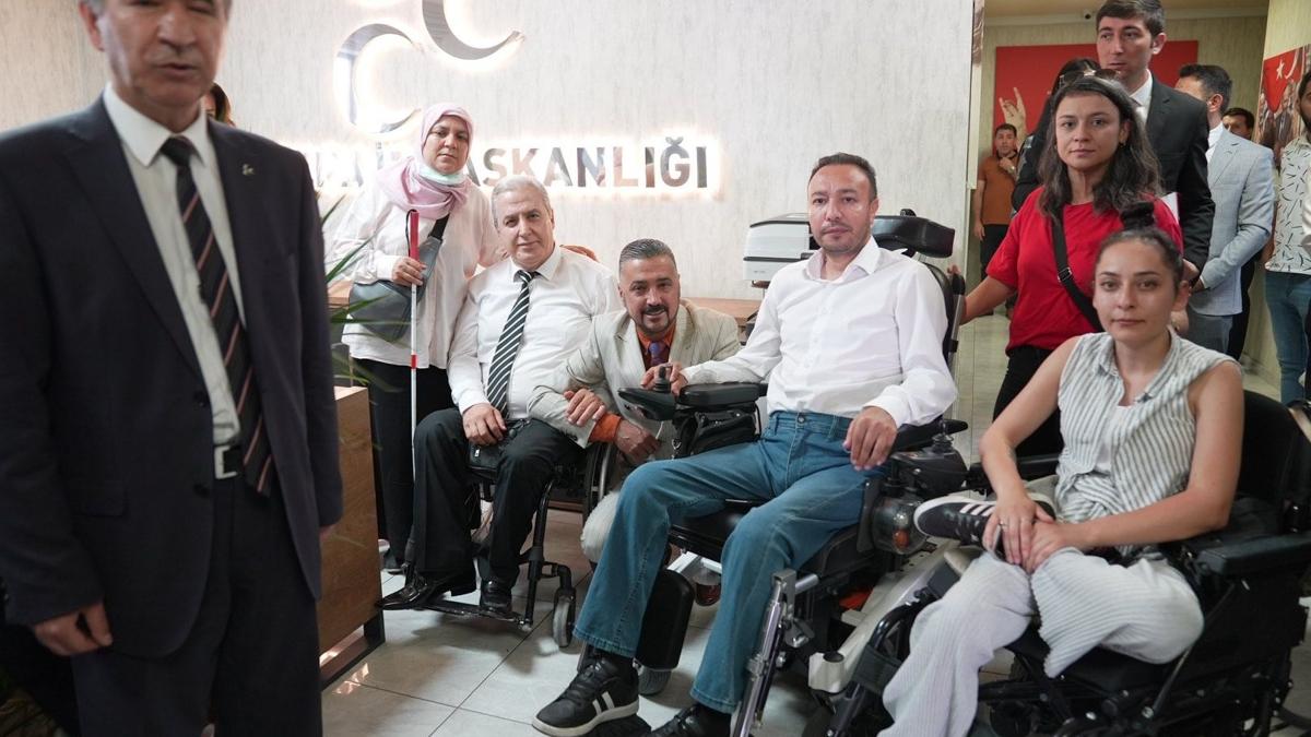MHP Ankara l Bakan Doan, engelli bireylerle bir araya geldi