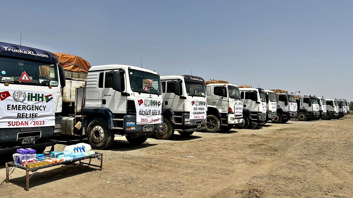 HH'dan Sudan'a 15 konteynerlik yardm 