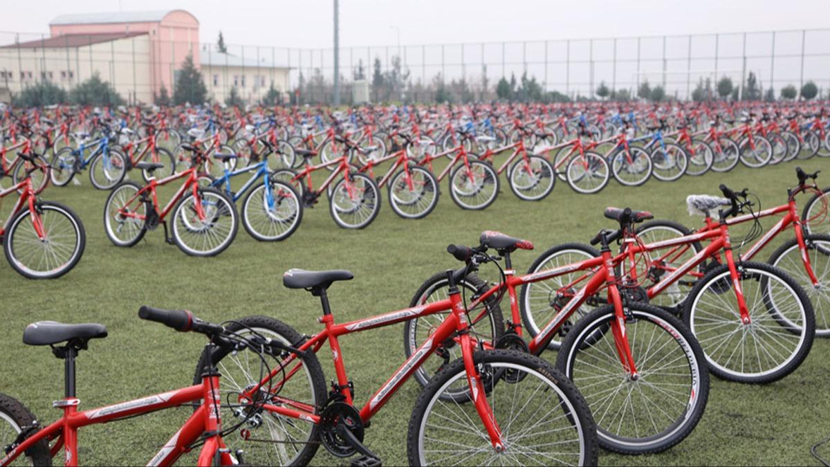 Altnova Belediyesi Salkl yaam iin her haneye bisiklet hediye ediyor