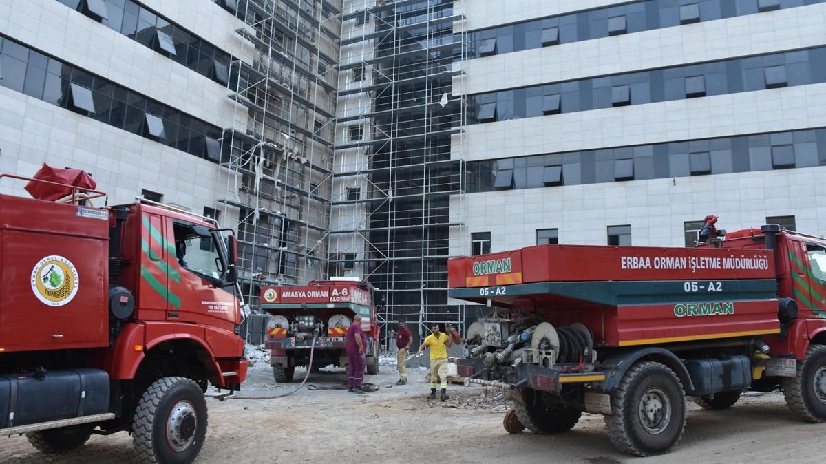 Mula'da devlet hastanesi inaatnda kan yangn sndrld 