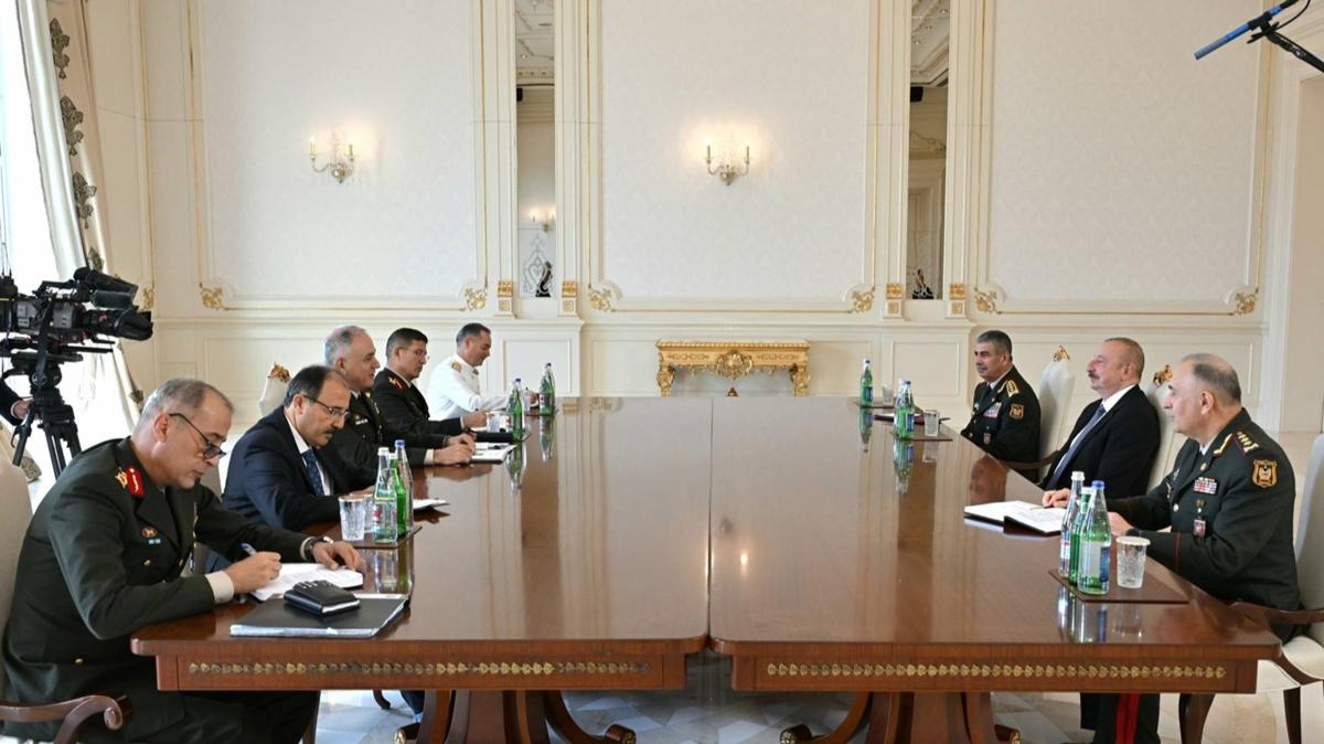 Azerbaycan Cumhurbakan Aliyev, Genelkurmay Bakan Orgeneral Grak' kabul etti