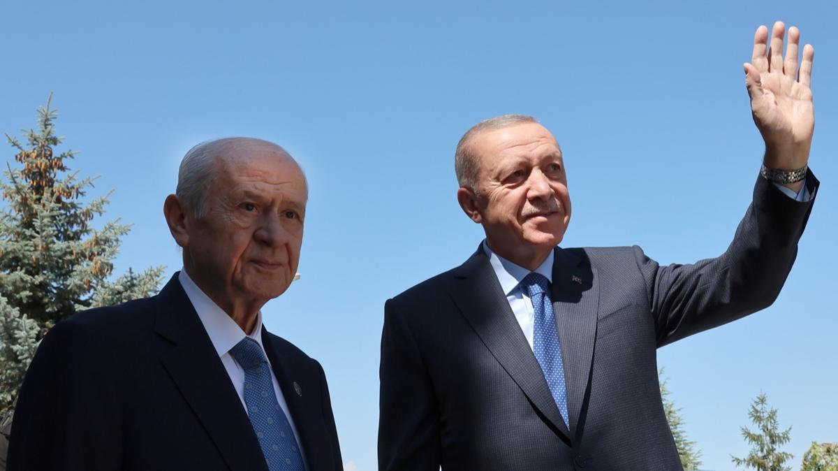Ankara'da srpriz zirve! Cumhurbakan Erdoan ile Baheli'nin grmesi sona erdi